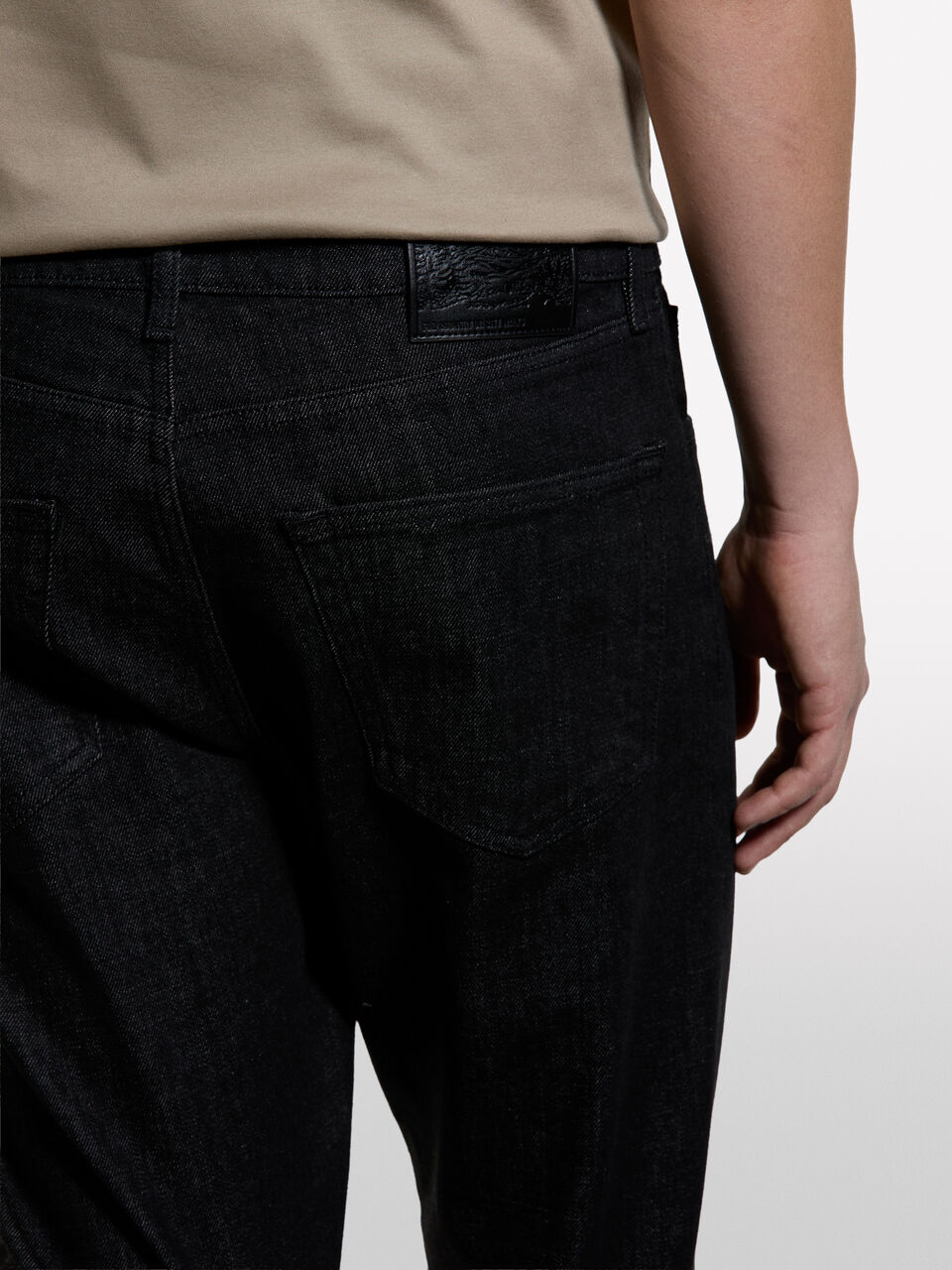 TROUSERS Men image number null
