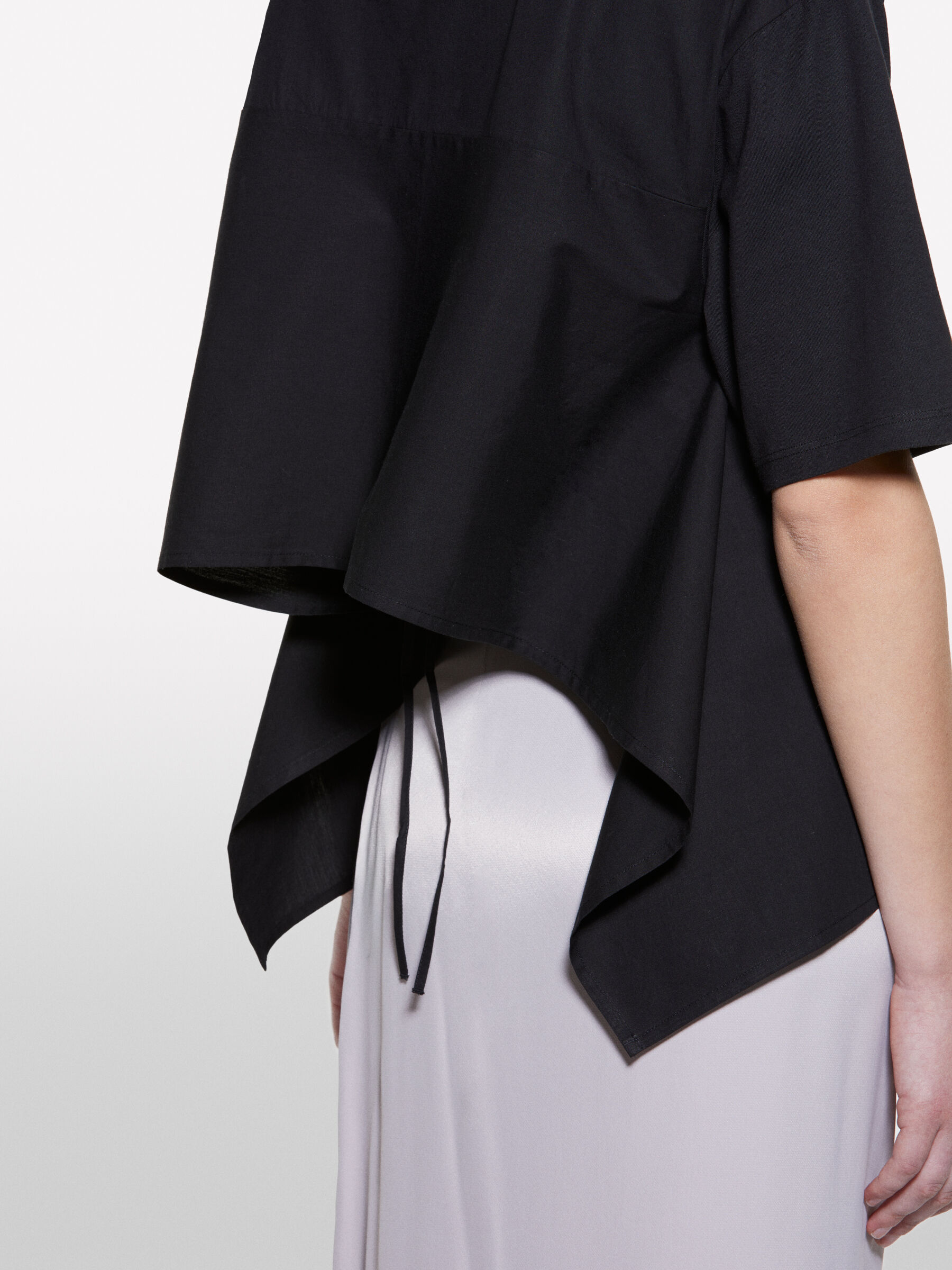 SWEATER H/S Women image number null