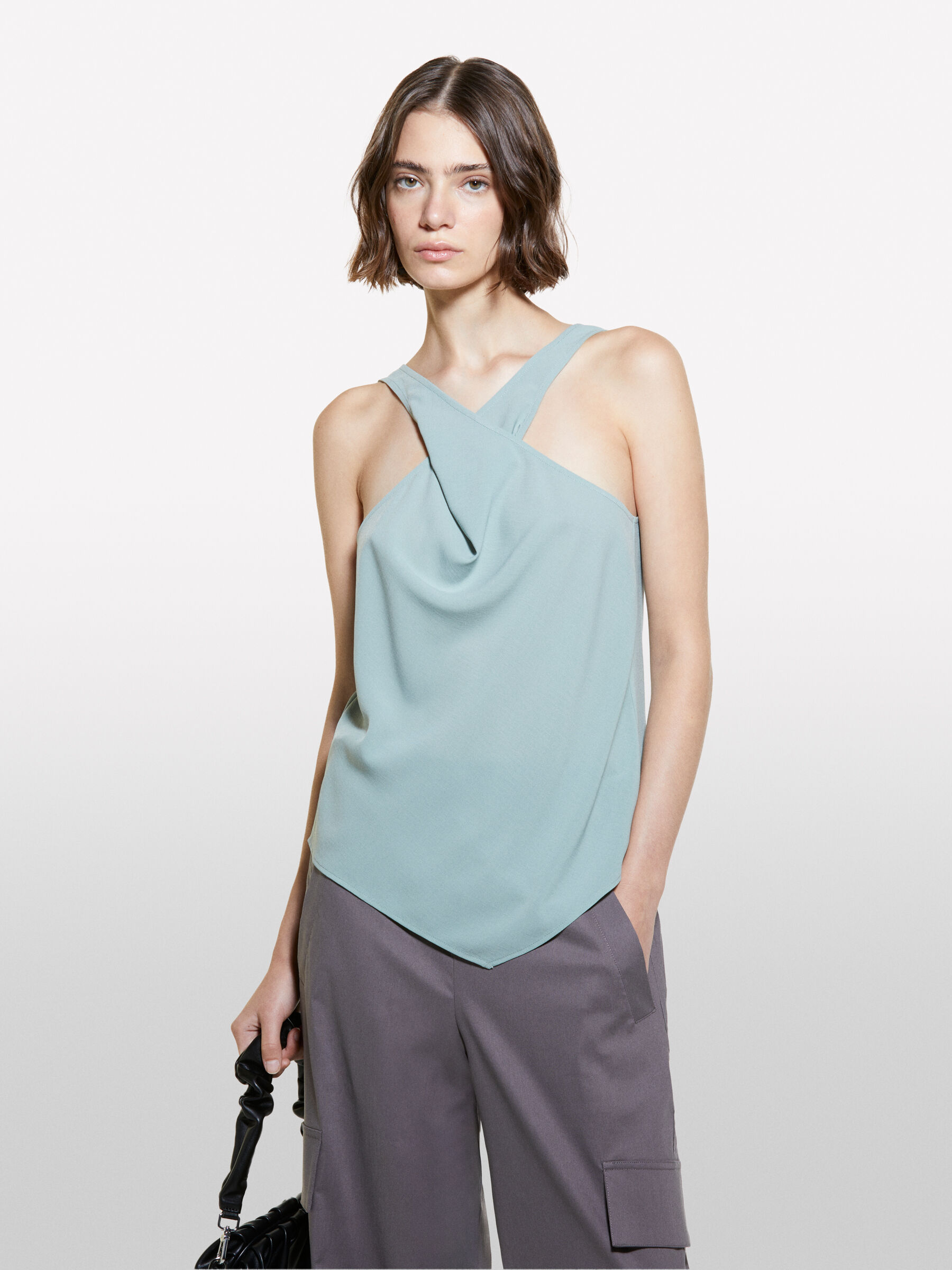 TOP Women image number null