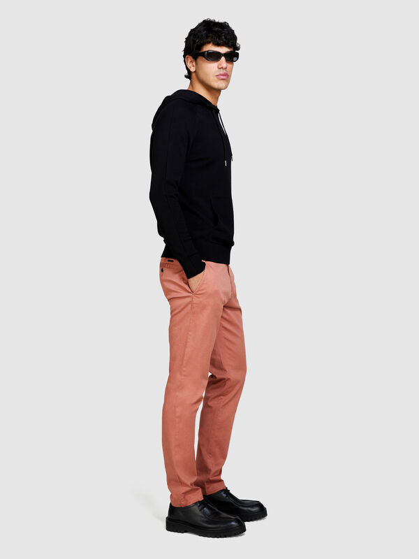 Slim fit chinos - men's chino trousers | Sisley