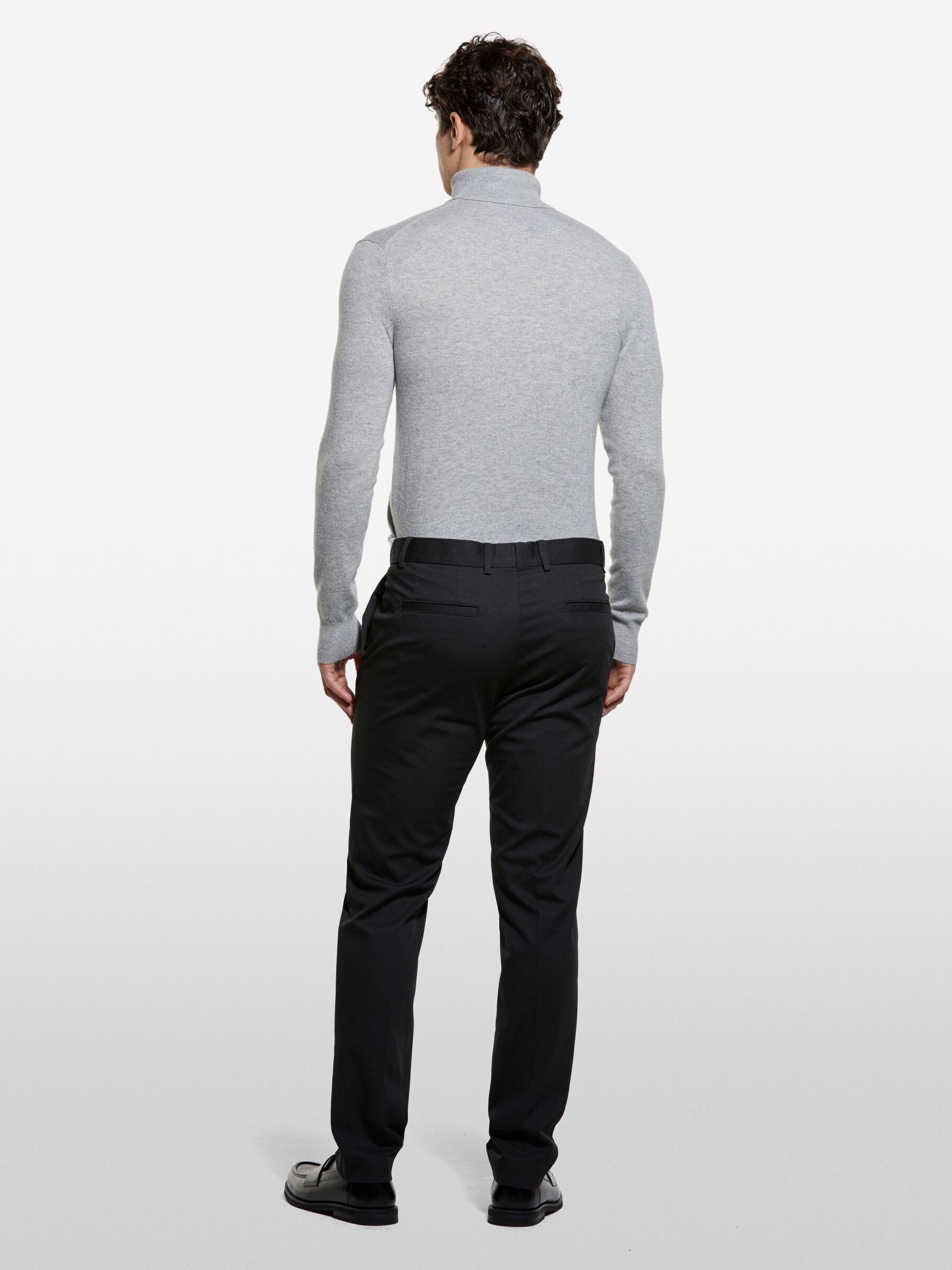 TROUSERS Men image number null
