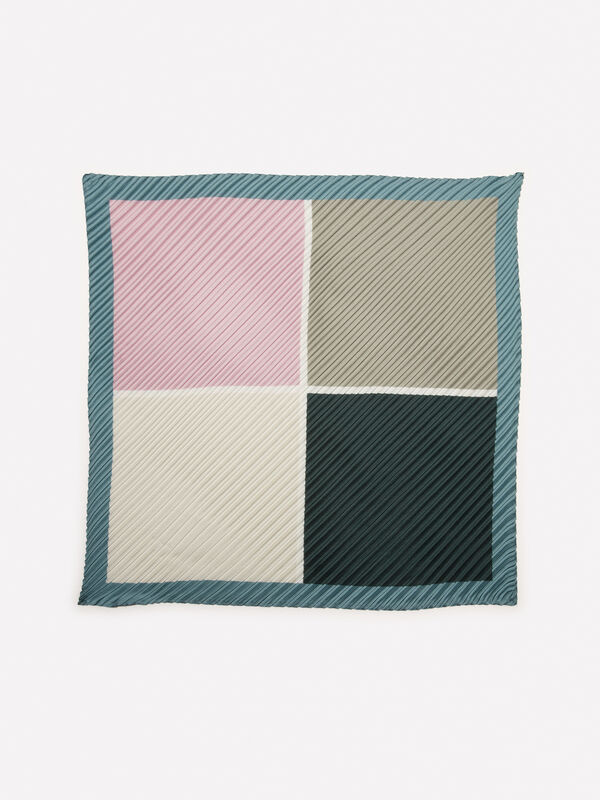 Multicolor pleated scarf - women's scarves and foulards | Sisley