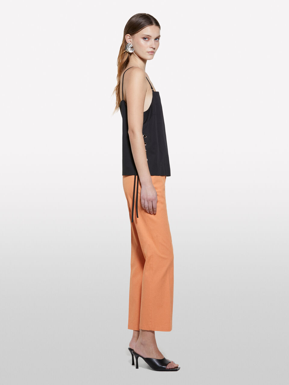 TOP Women image number null