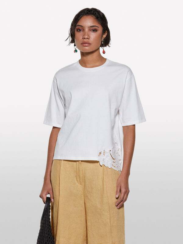 White t-shirt with uneven embroidery - women's short sleeve t-shirts | Sisley