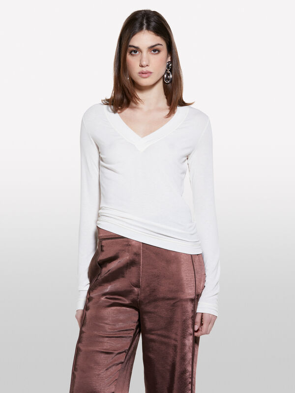 Cream white slim fit long sleeve t-shirt - women's long sleeve t-shirts | Sisley