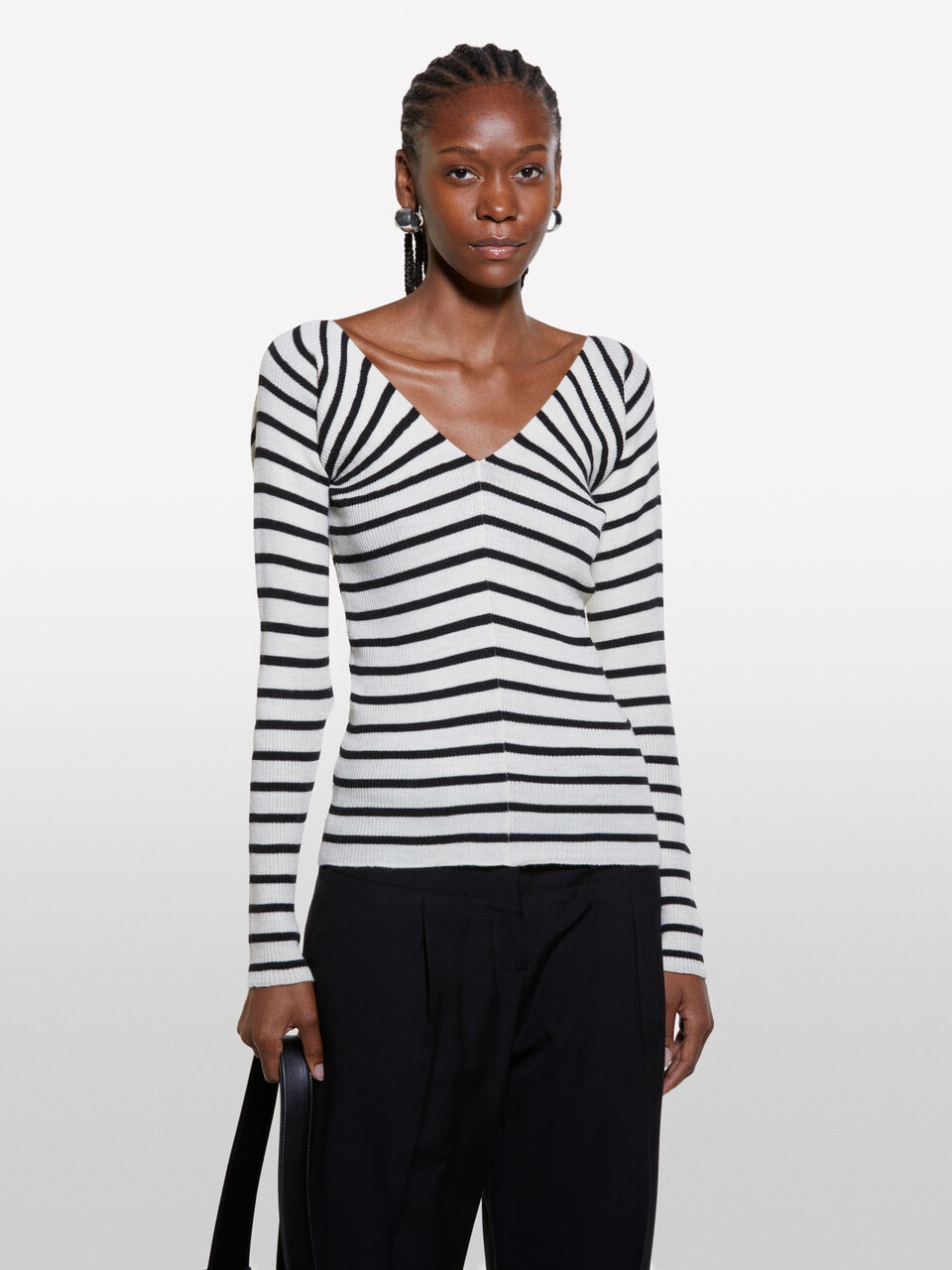 V NECK SWEATER L/S Women image number null