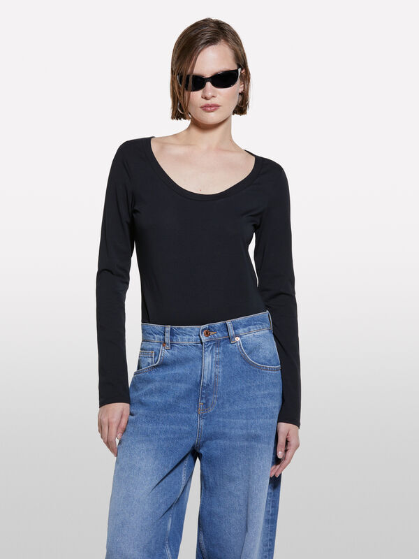 Black slim fit t-shirt - women's long sleeve t-shirts | Sisley