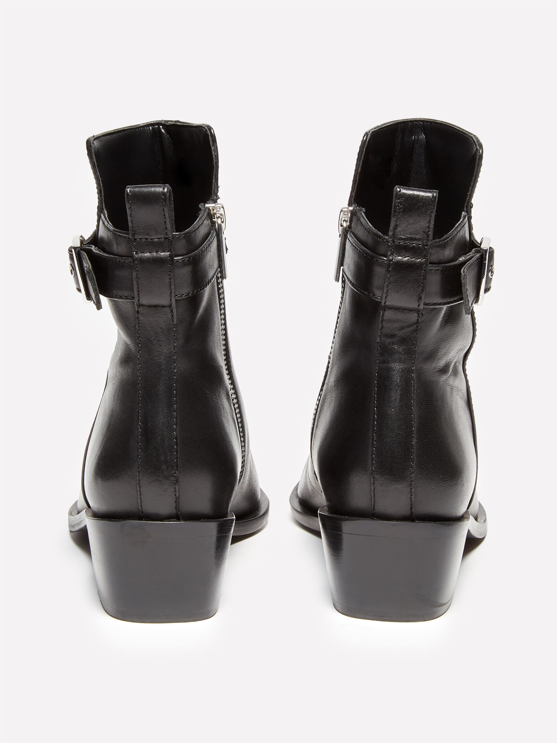 BOOT Women image number null