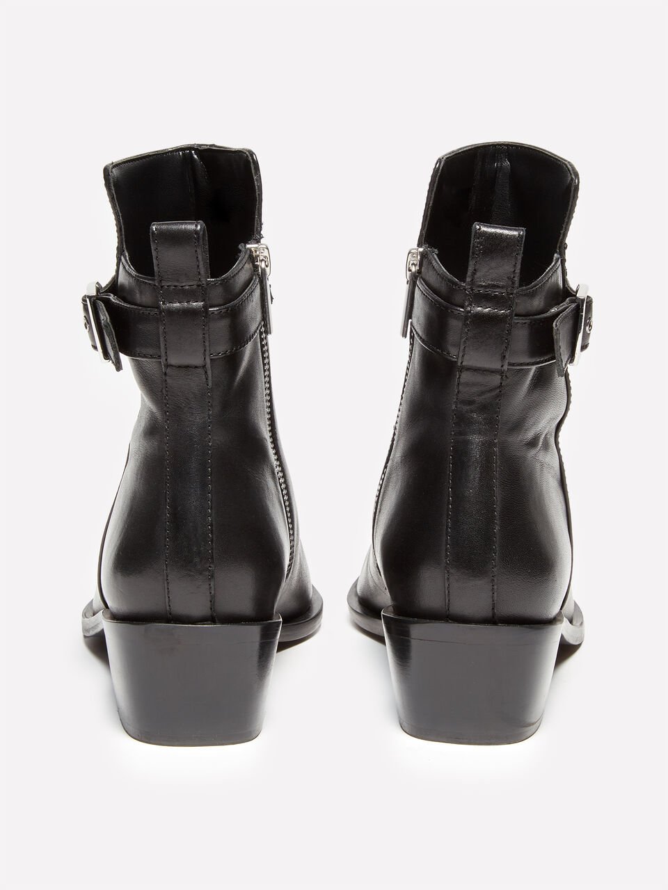BOOT Women image number null