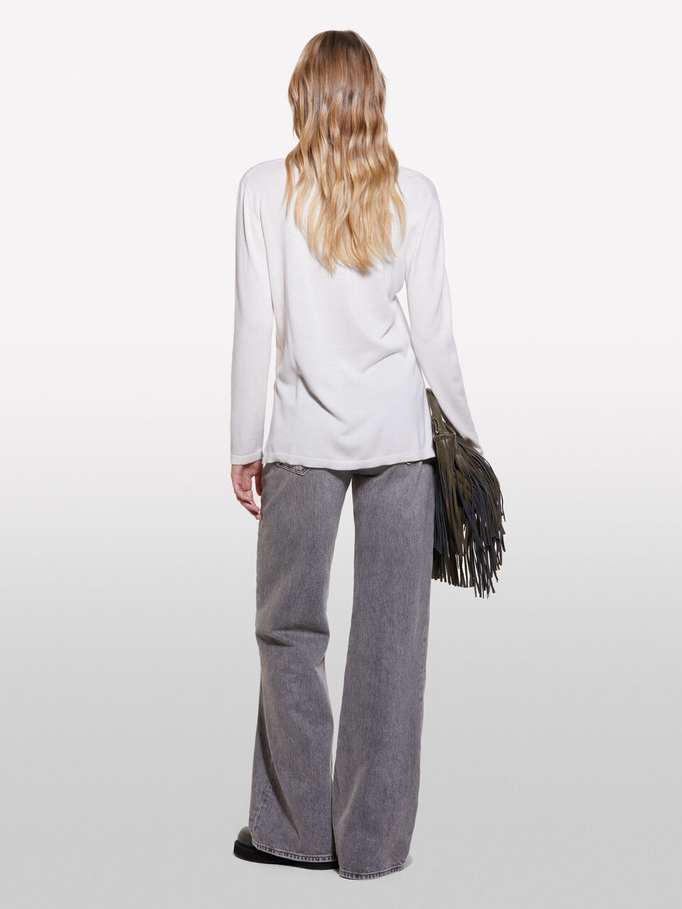 V NECK SWEATER L/S Women image number null