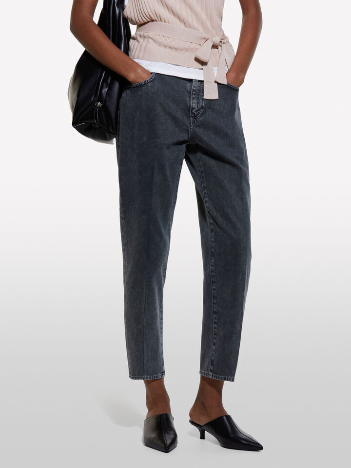 Women Jeans Mom Fit & Boyfriend - The Denim Guide - Sisley Women Jeans Mom Fit & Boyfriend